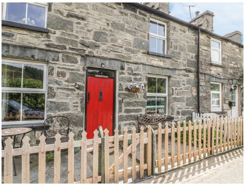 Preswylfa a british holiday cottage for 5 in , 