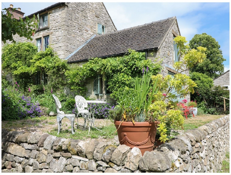 Pail End a british holiday cottage for 2 in , 