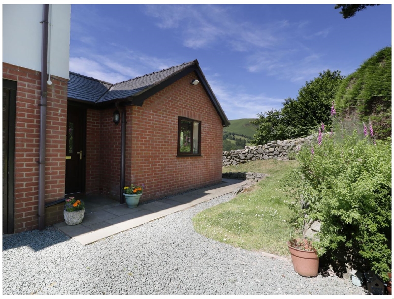 Bryn Coed Bach a british holiday cottage for 2 in , 