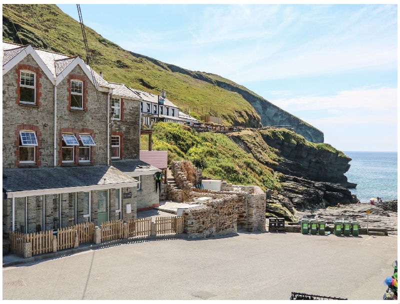 Gull Rock a british holiday cottage for 4 in , 