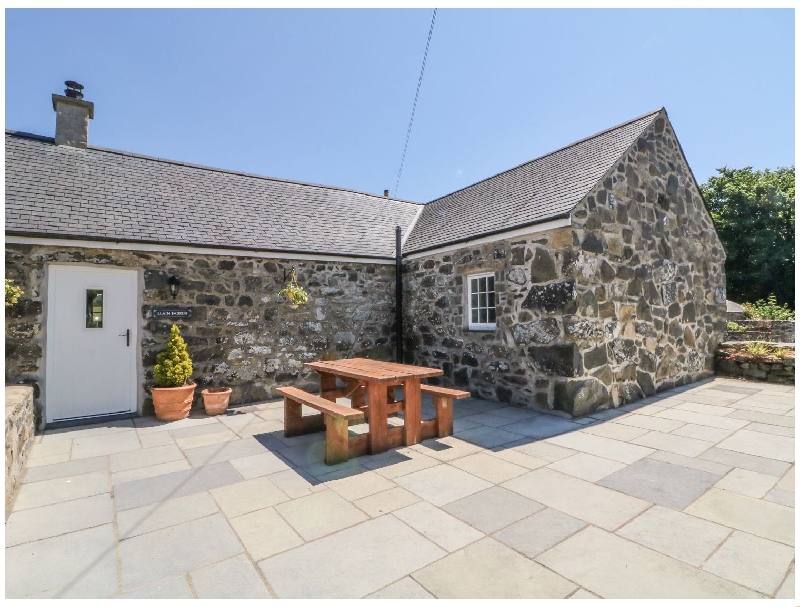 Llain Fedren a british holiday cottage for 4 in , 