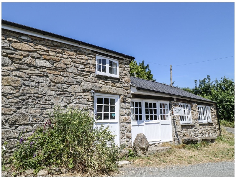 Treverbyn Smithy a british holiday cottage for 4 in , 
