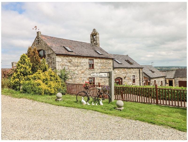 Byre @ Minmore Mews a british holiday cottage for 4 in , 
