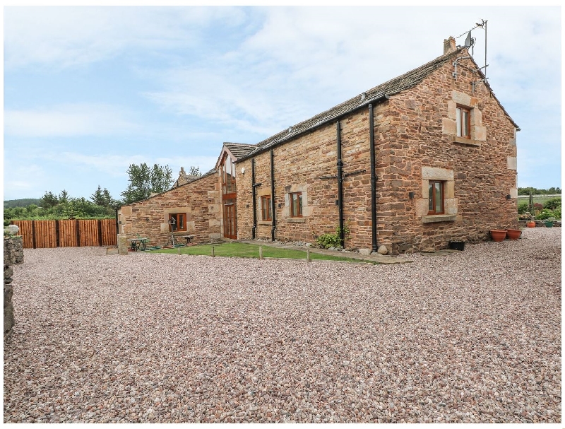 Rose Hips Barn a british holiday cottage for 8 in , 