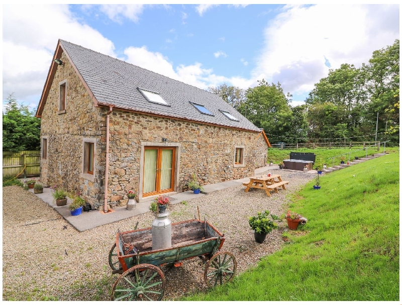 Penlan Barn a british holiday cottage for 8 in , 