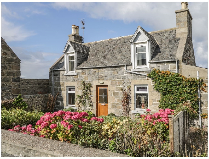 19 Reidhaven Street a british holiday cottage for 4 in , 