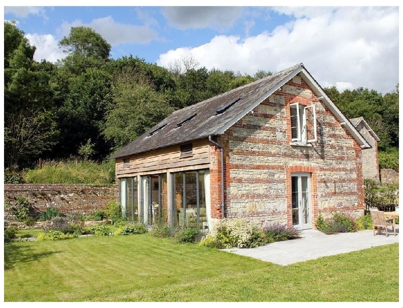 The Cart Barn a british holiday cottage for 4 in , 