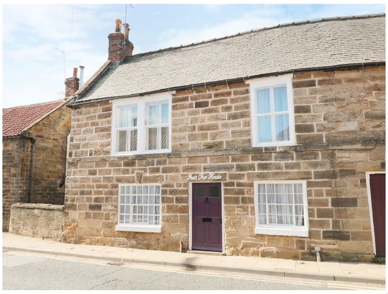 Pear Tree House a british holiday cottage for 8 in , 