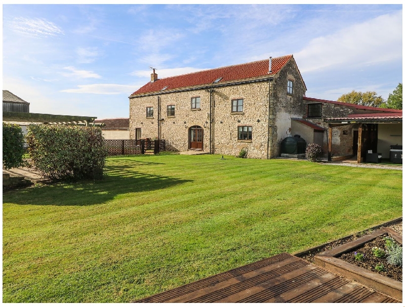 Stubbs Grange Barn a british holiday cottage for 8 in , 