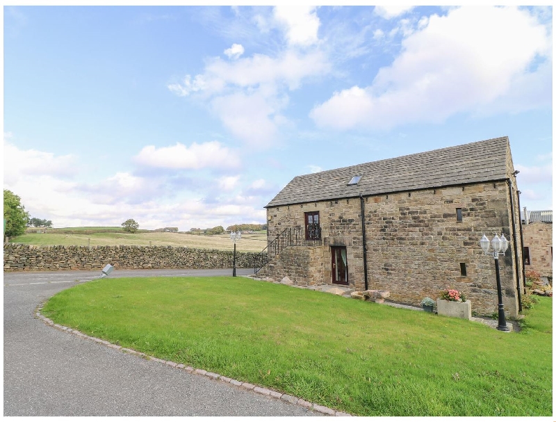 Riber View Barn a british holiday cottage for 4 in , 