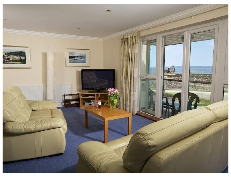 10 Thurlestone Rock a british holiday cottage for 6 in , 