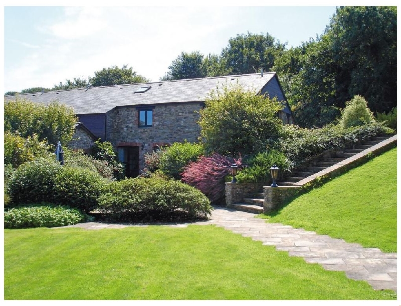 Spring Barn a british holiday cottage for 10 in , 