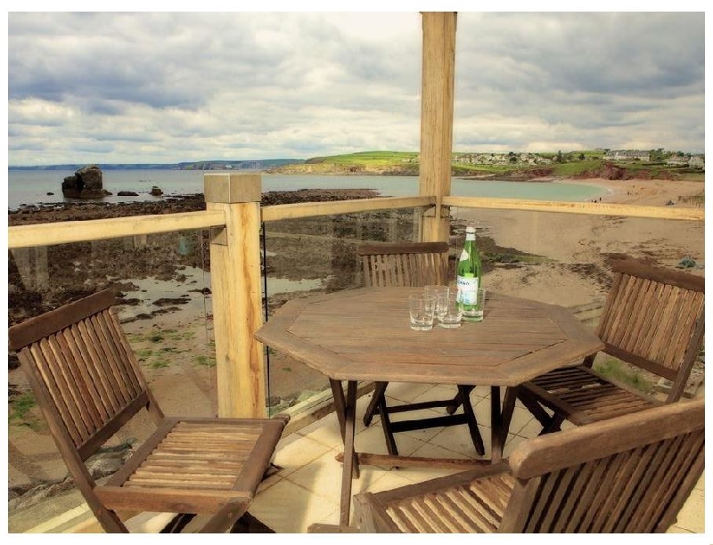4 Thurlestone Rock a british holiday cottage for 6 in , 