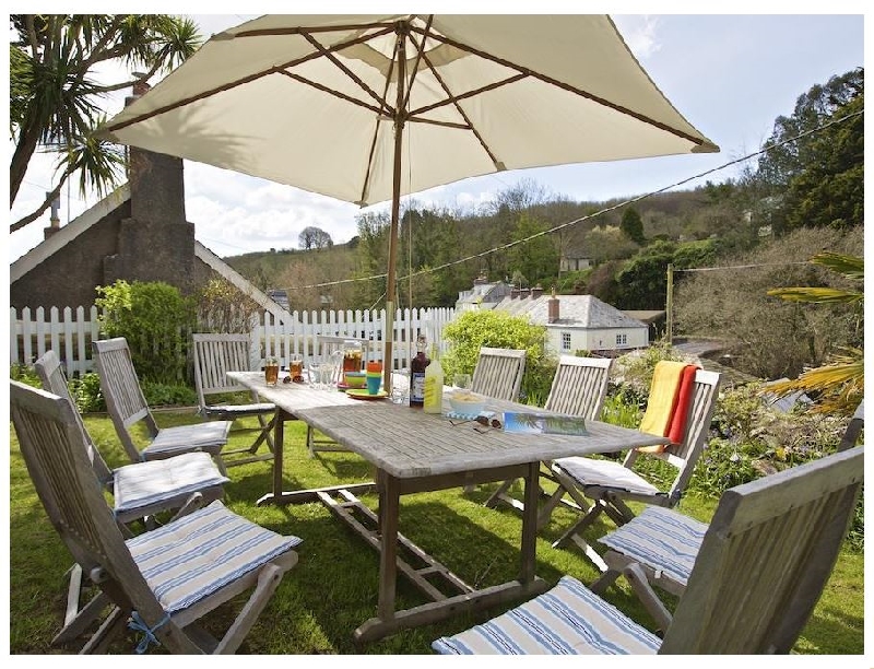 Batson House a british holiday cottage for 12 in , 