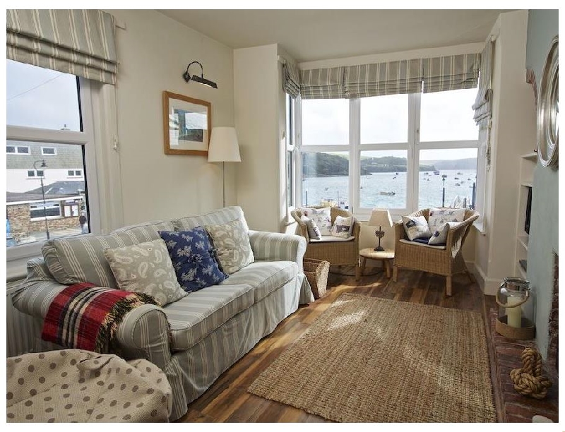 Slipways a british holiday cottage for 4 in , 