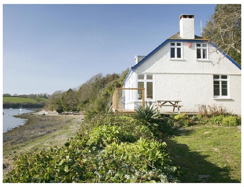 Southcliffe a british holiday cottage for 6 in , 