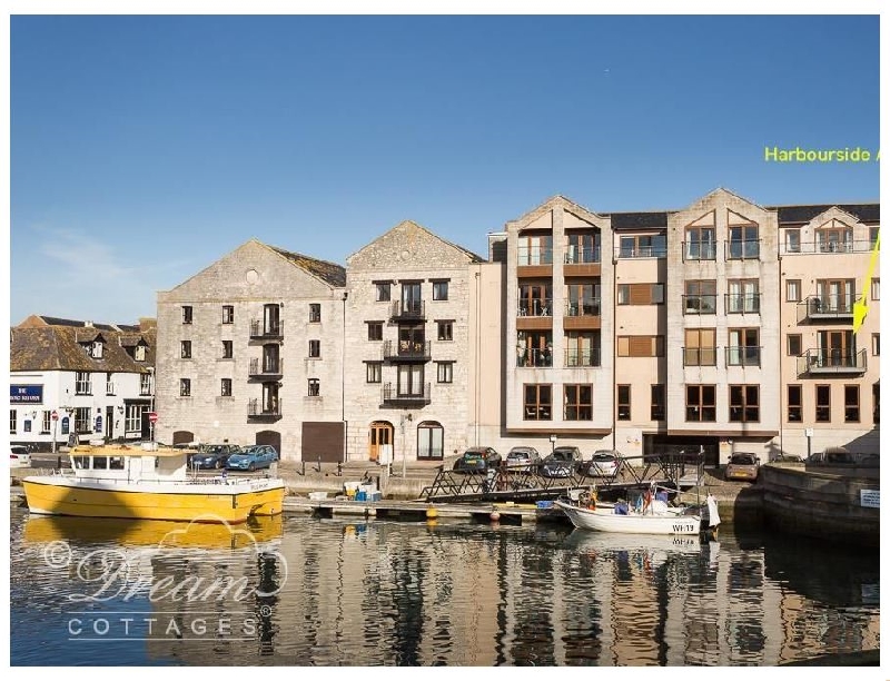 Harbourside Apartment a british holiday cottage for 4 in , 