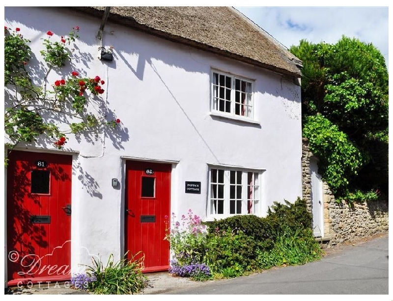 Poppas Cottage a british holiday cottage for 2 in , 