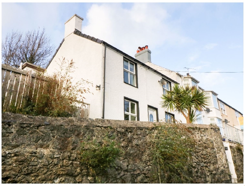 Rock House a british holiday cottage for 4 in , 
