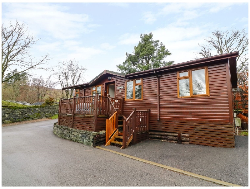 Click here for more about Lakeland Lodge