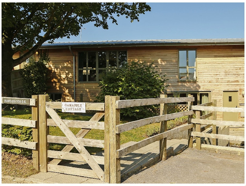 Oak Apple a british holiday cottage for 6 in , 