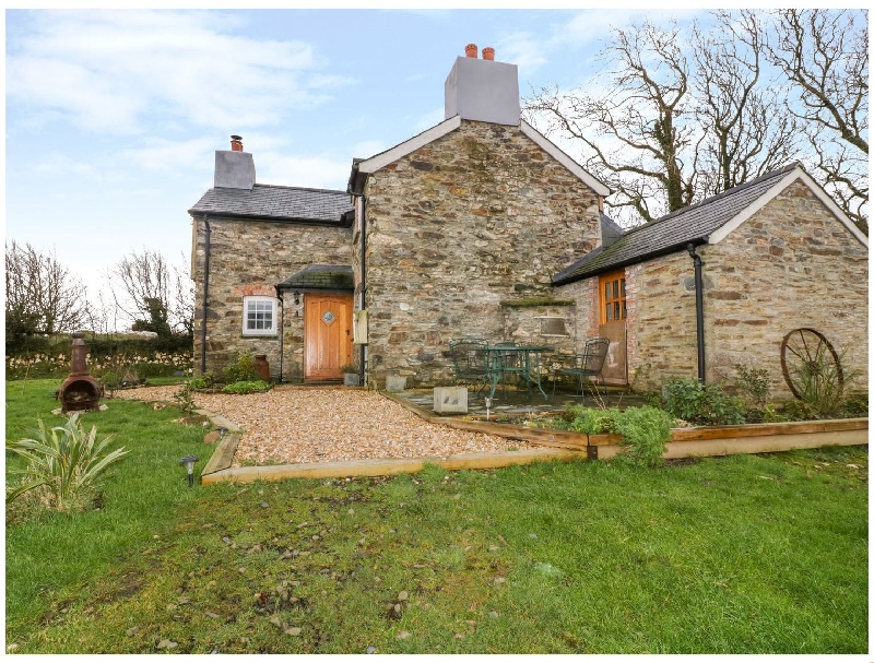 Hallgarden Farmhouse a british holiday cottage for 5 in , 