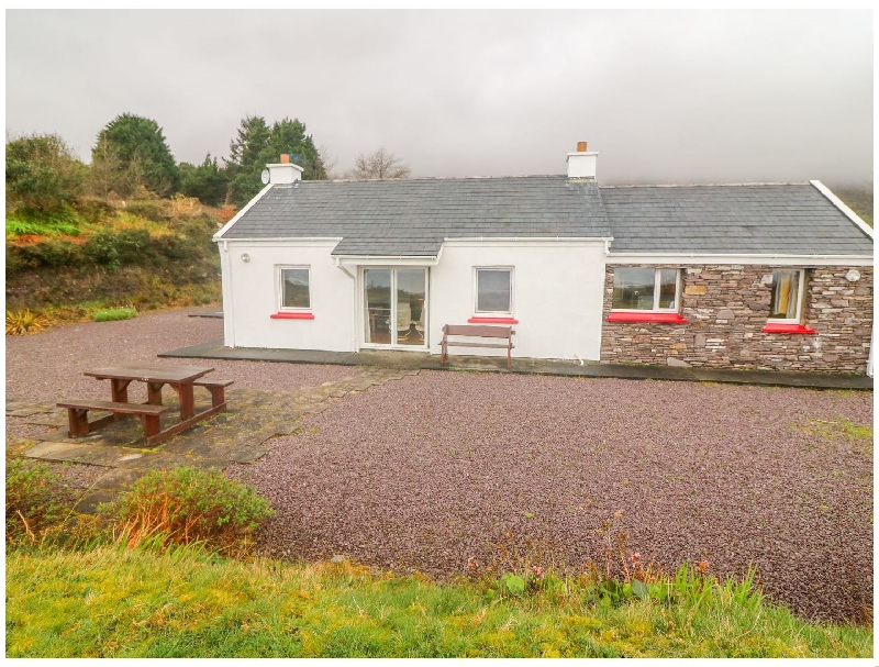 Kerry Way Retreat a british holiday cottage for 7 in , 