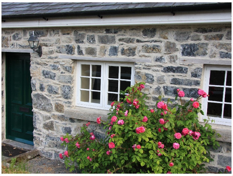 Charlie's Cottage a british holiday cottage for 3 in , 