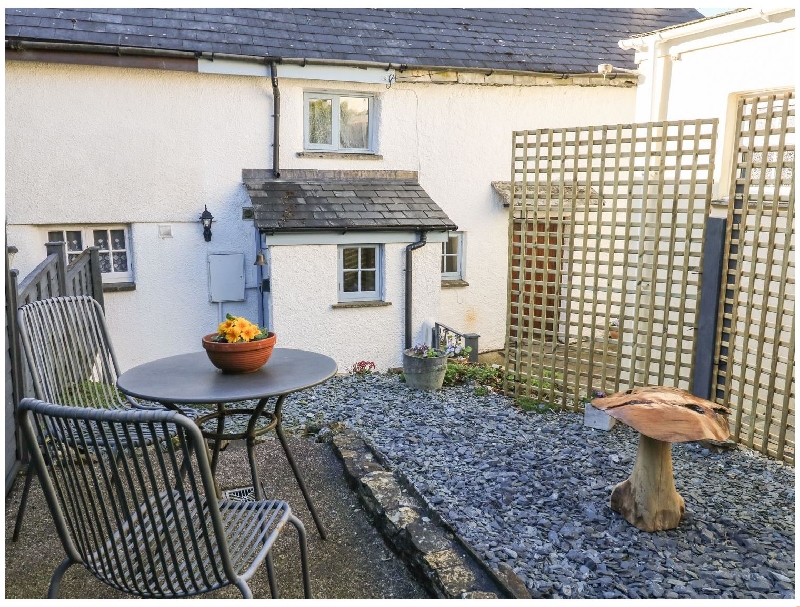 Carpenters Cottage a british holiday cottage for 2 in , 