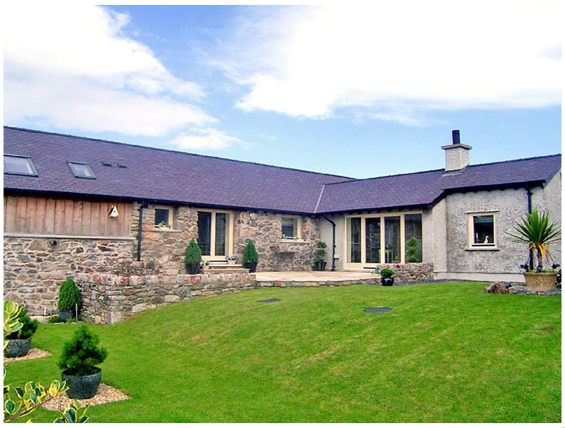 Cosy Barn a british holiday cottage for 4 in , 