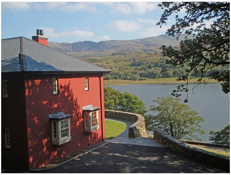 Dinas Noddfa a british holiday cottage for 6 in , 