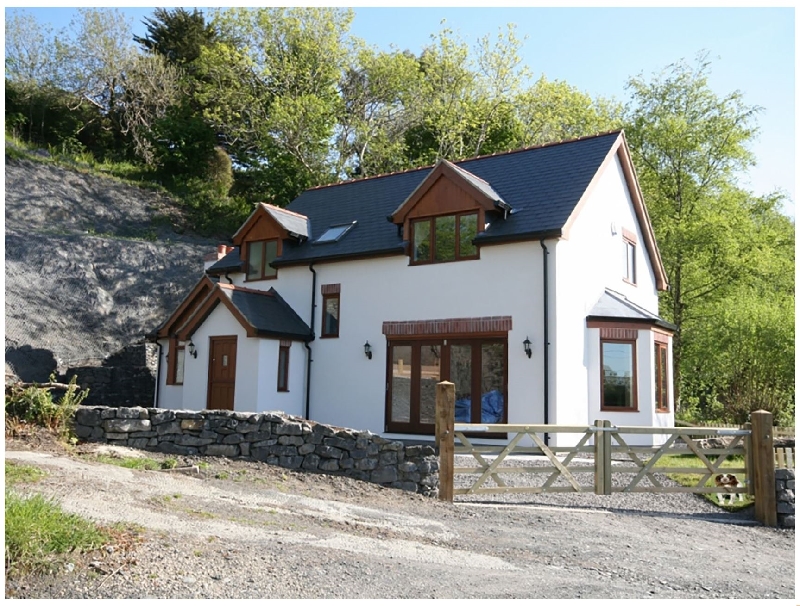 Isfryn a british holiday cottage for 6 in , 