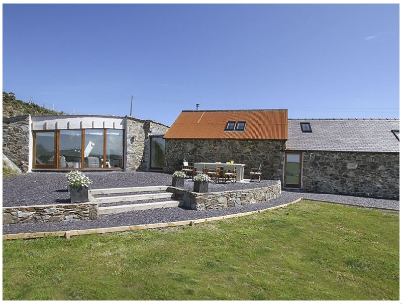 Rhyd Angharad Barns a british holiday cottage for 8 in , 