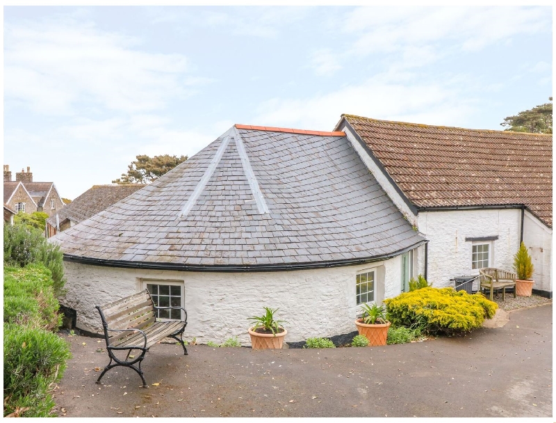 Round Barn a british holiday cottage for 4 in , 