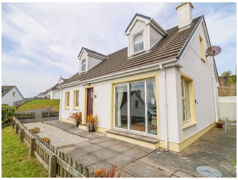 11 Ocean View a british holiday cottage for 6 in , 