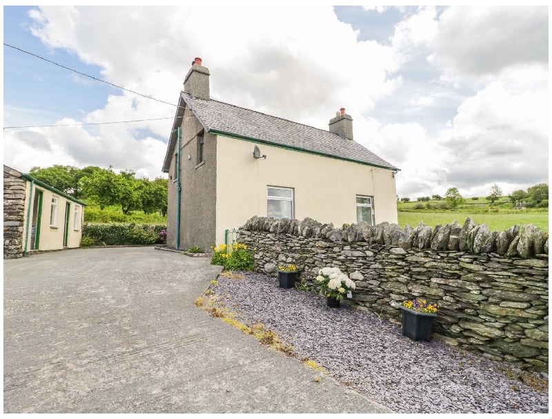 Penrhyddion Ucha a british holiday cottage for 5 in , 