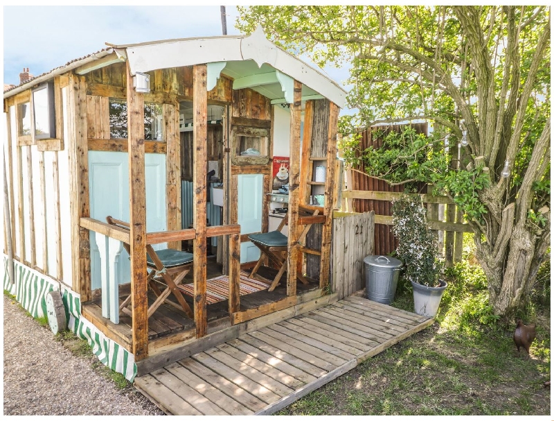 The Chicken Shed a british holiday cottage for 2 in , 