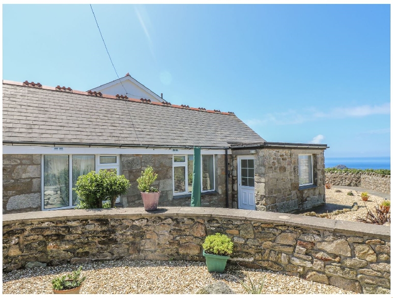 Ocean Breeze a british holiday cottage for 2 in , 