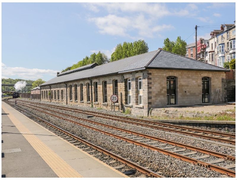 Repton @ Engine Shed a british holiday cottage for 2 in , 