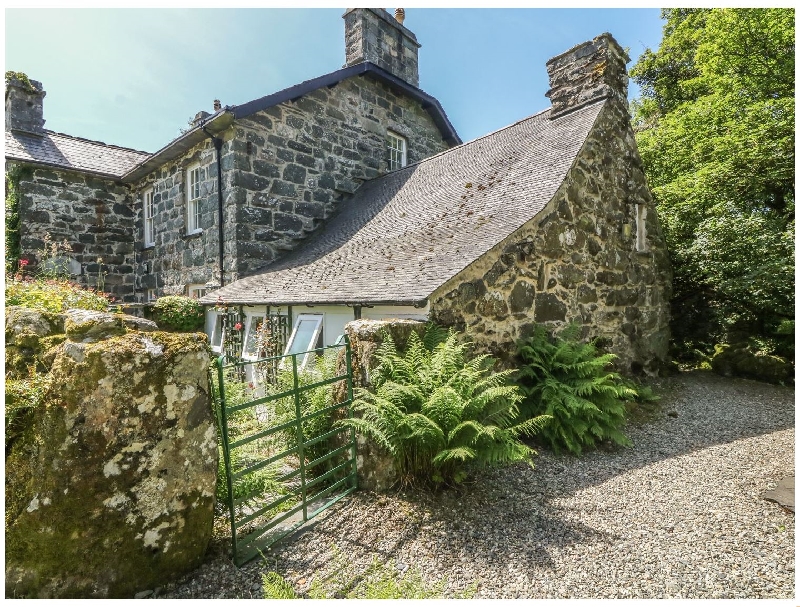 Cefn Coch Isaf a british holiday cottage for 2 in , 