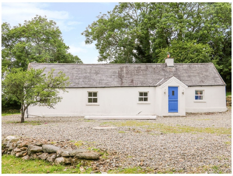 The Old White Cottage a british holiday cottage for 4 in , 