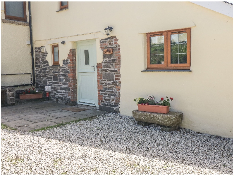 Lower West Curry Cottage a british holiday cottage for 2 in , 