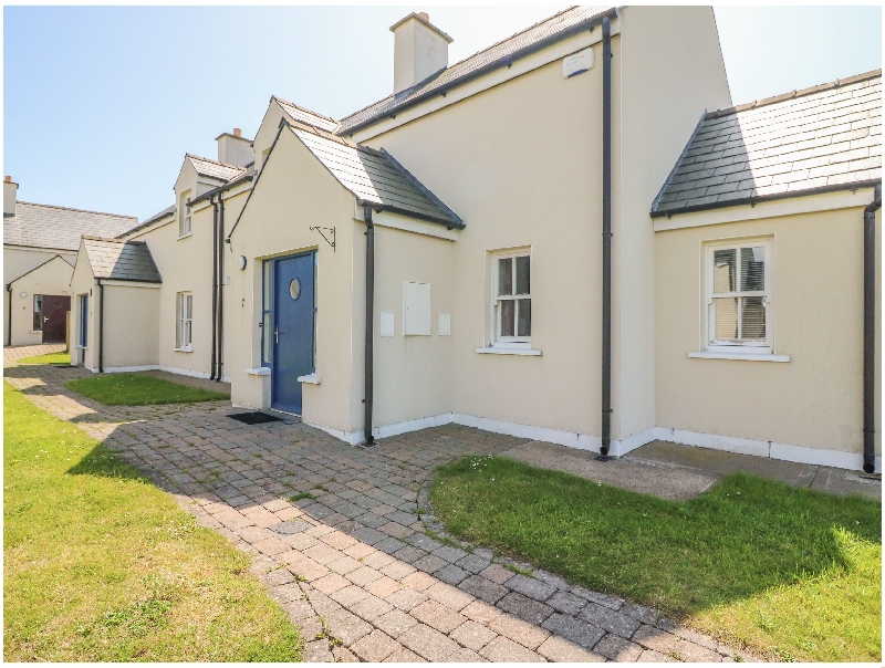 7 An Seanachai Holiday Homes a british holiday cottage for 6 in , 