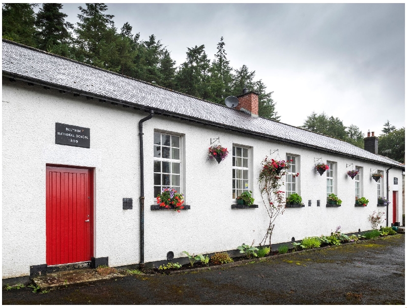 The Old School a british holiday cottage for 4 in , 