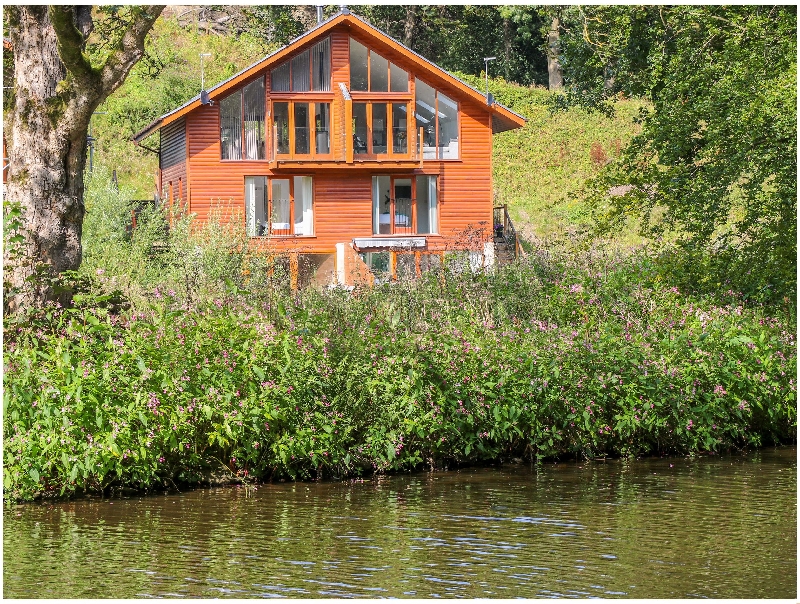 14 Waterside Lodges a british holiday cottage for 6 in , 