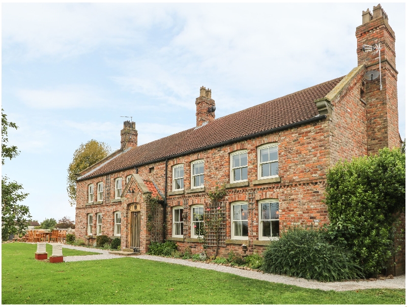 Copmanthorpe Hall a british holiday cottage for 12 in , 