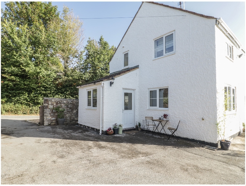Combe Cottage a british holiday cottage for 2 in , 