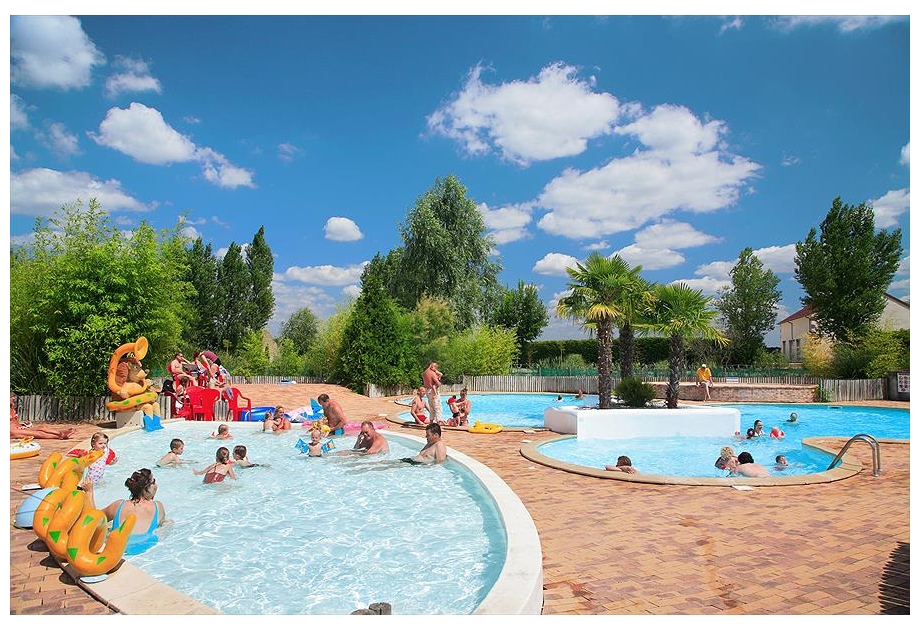 Campsite Les Bois du Bardelet, Poilly-lez-Gien,Loire,France