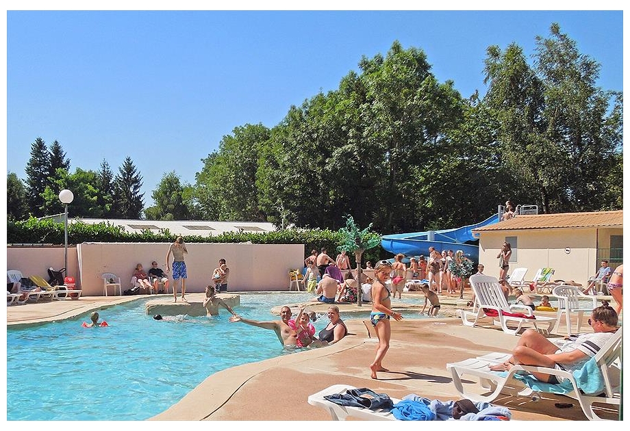 Campsite Les Etangs Fleuris, Touquin,Ile de France,France