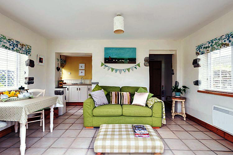 Little Place a british holiday cottage for 2 in , 